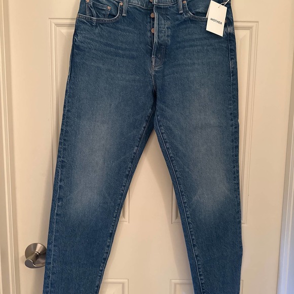 NWT MOTHER JEANS. size 31. The Stinger Flood - Picture 1 of 10